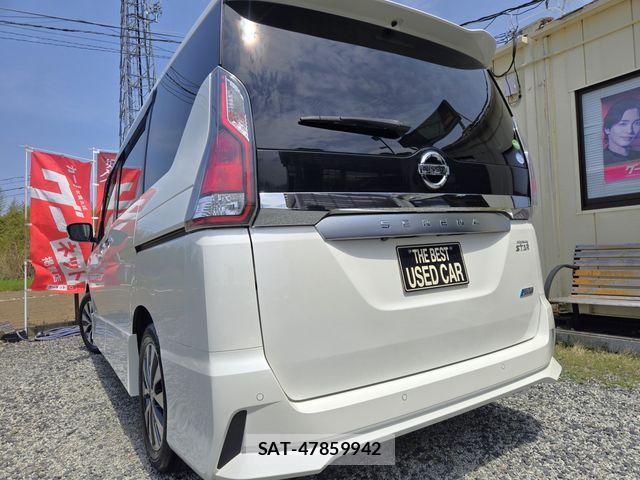 Nissan SERENA 2017-02 6753266-11