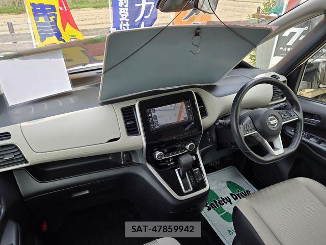 Nissan SERENA 2017-02 6753266-20
