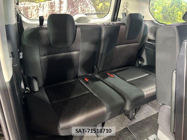 Nissan SERENA 2017-01 6753246-9