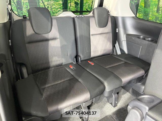 Nissan SERENA 2016-10 6753263-9