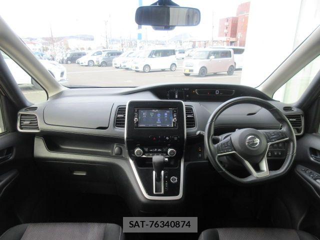 Nissan SERENA 2018-02 6753252-1