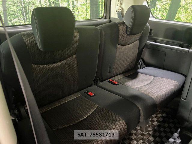 Nissan SERENA 2014-02 6753269-9