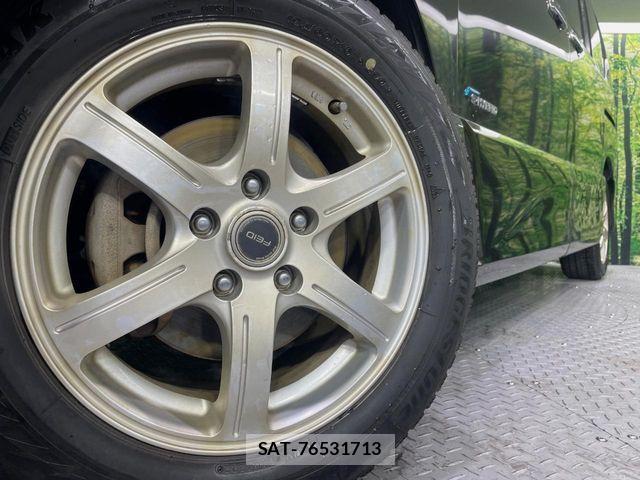 Nissan SERENA 2014-02 6753269-13
