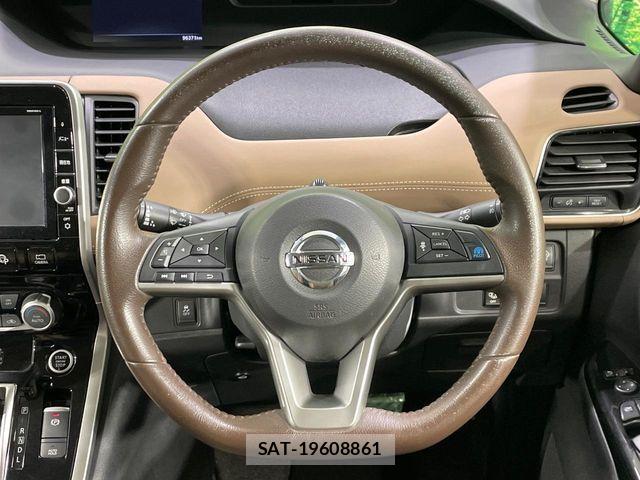 Nissan SERENA 2016-11 6753264-10