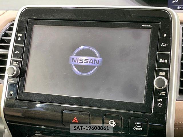 Nissan SERENA 2016-11 6753264-2