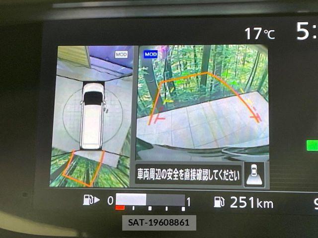 Nissan SERENA 2016-11 6753264-3