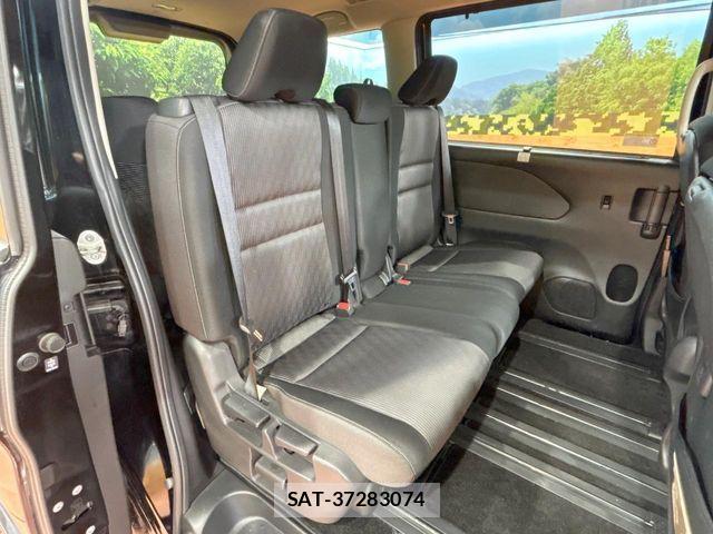 Nissan SERENA 2019-09 6753244-9