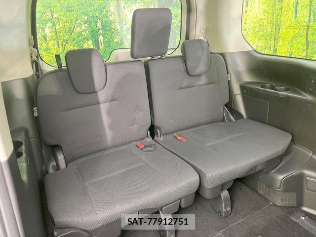 Nissan SERENA 2017-07 6817183-9