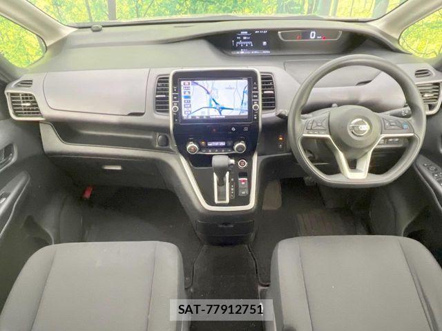 Nissan SERENA 2017-07 6817183-1