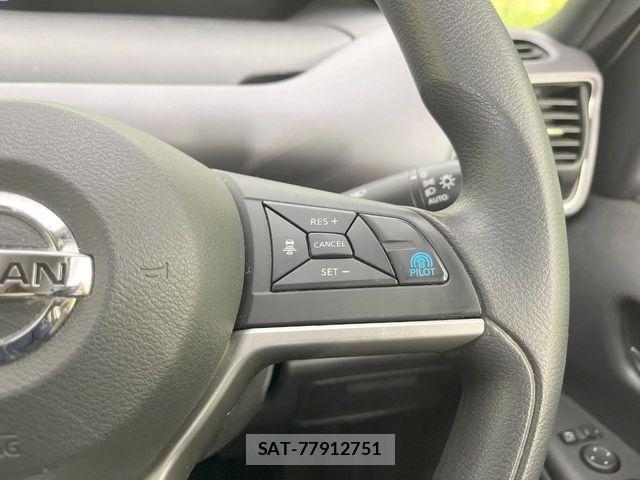 Nissan SERENA 2017-07 6817183-6