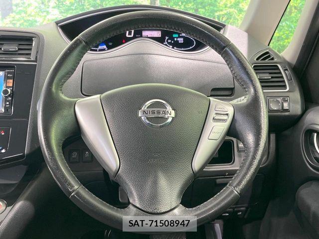 Nissan SERENA 2013-03 6817211-11