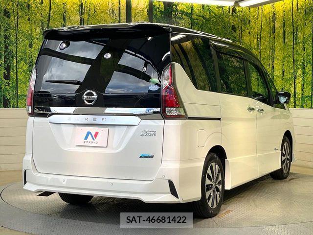 Nissan SERENA 2016-09 6817197-17