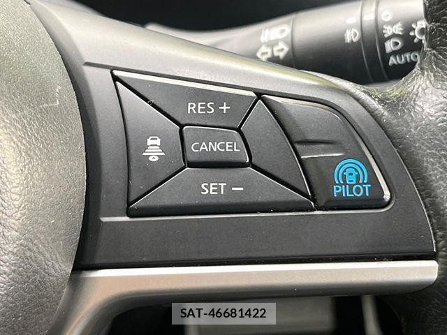 Nissan SERENA 2016-09 6817197-5
