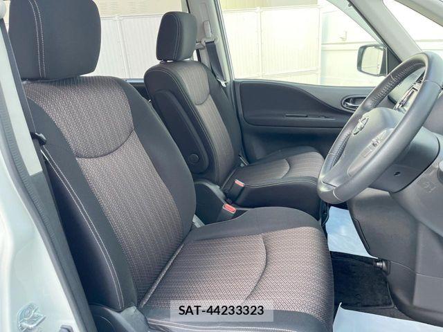 Nissan SERENA 2016-01 6817212-7