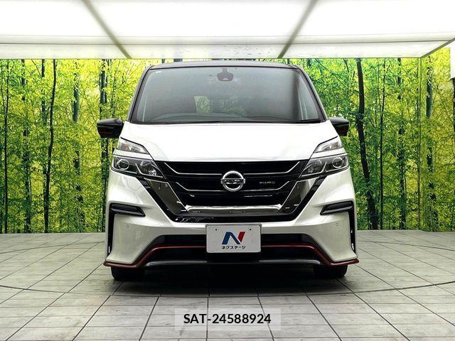 Nissan SERENA 2018-01 6817161-13
