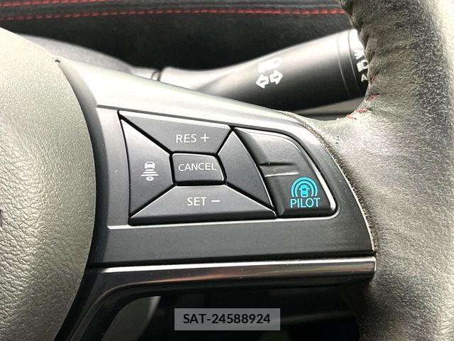 Nissan SERENA 2018-01 6817161-2