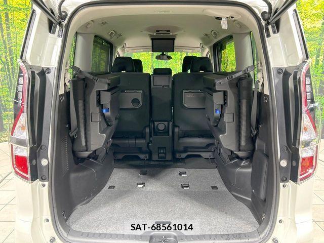 Nissan SERENA 2021-04 6817158-10