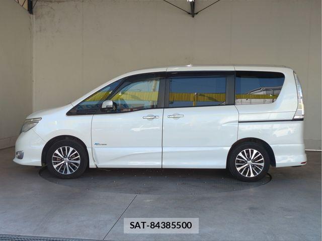 Nissan SERENA 2016-06 6912531-21