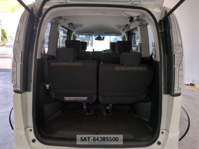 Nissan SERENA 2016-06 6912531-6