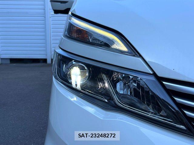 Nissan SERENA 2017-07 6912517-15