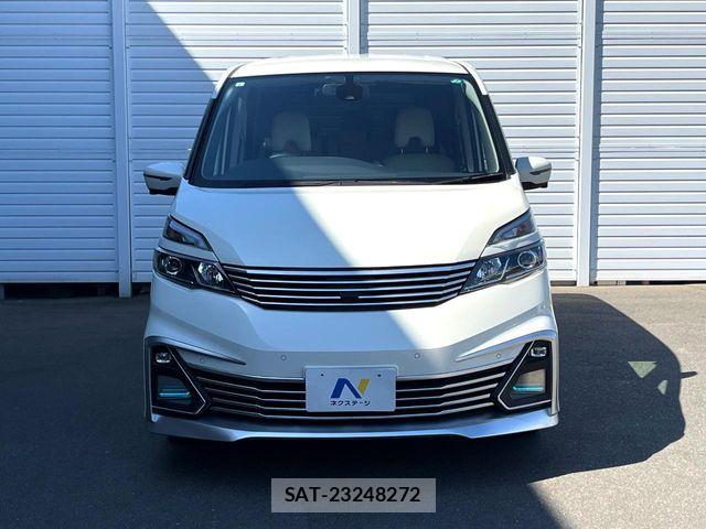 Nissan SERENA 2017-07 6912517-17