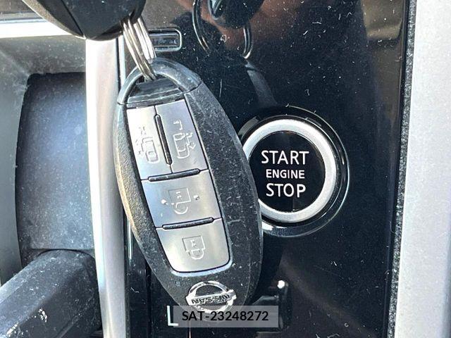 Nissan SERENA 2017-07 6912517-5
