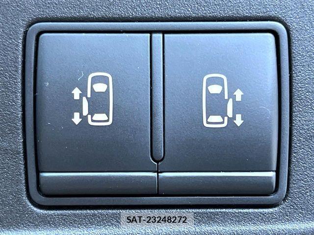 Nissan SERENA 2017-07 6912517-6