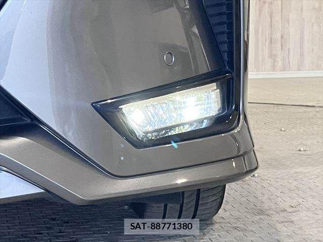 Nissan SERENA 2021-05 6912493-12