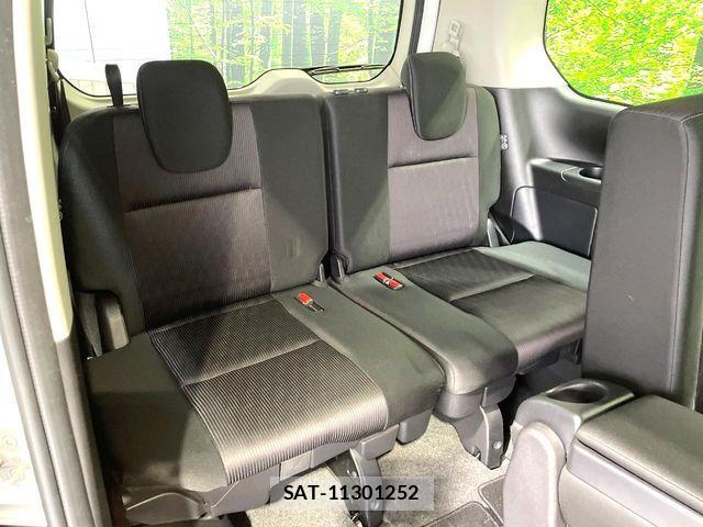 Nissan SERENA 2017-07 6912500-9