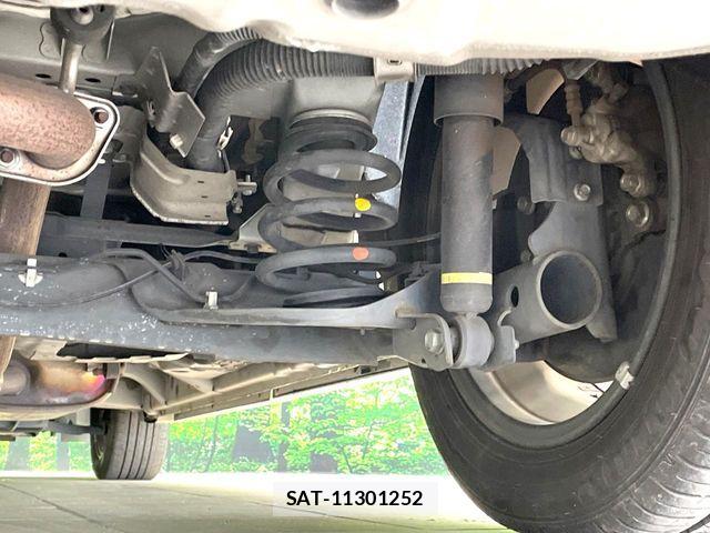 Nissan SERENA 2017-07 6912500-19