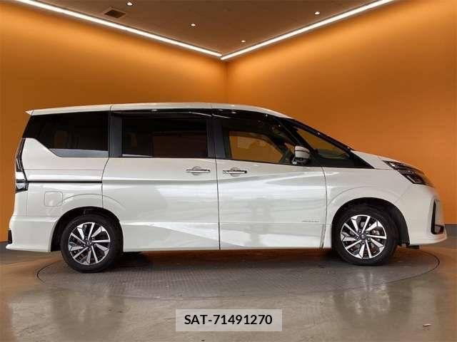 Nissan SERENA 2021-07 6912473-9