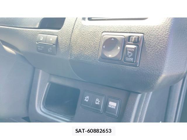 Nissan SERENA 2013-11 6912575-12
