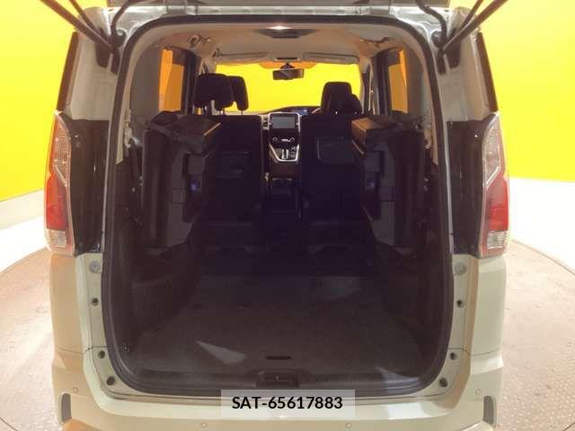 Nissan SERENA 2019-05 6912484-15