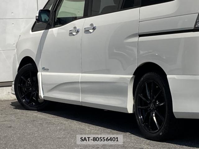 Nissan SERENA 2016-02 6912505-15