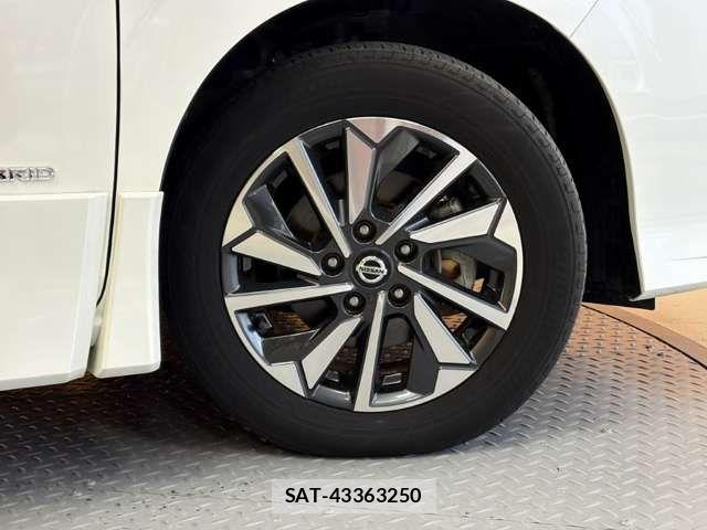 Nissan SERENA 2020-06 6912470-15