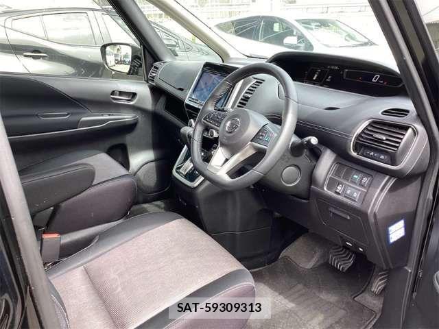 Nissan SERENA 2017-02 6912490-16