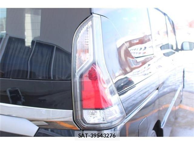 Nissan SERENA 2016-12 6912521-19