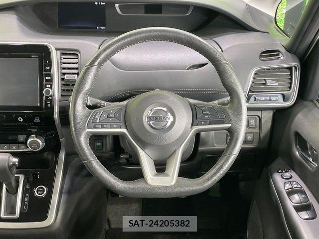Nissan SERENA 2019-09 6912488-11