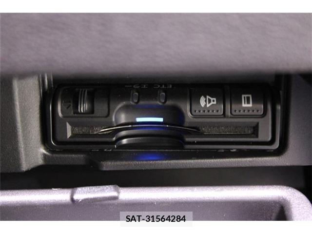 Nissan SERENA 2018-11 6912514-4