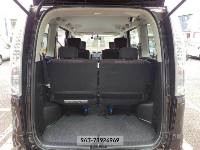 Nissan SERENA 2013-11 6912540-19