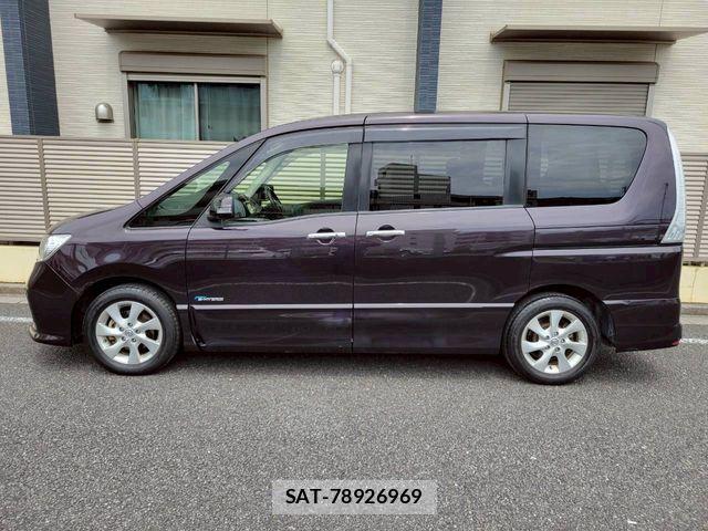 Nissan SERENA 2013-11 6912540-3