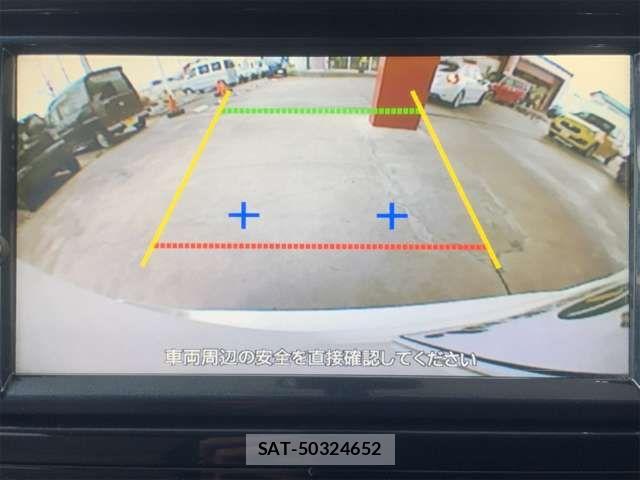 Nissan SERENA 2014-02 6912528-2