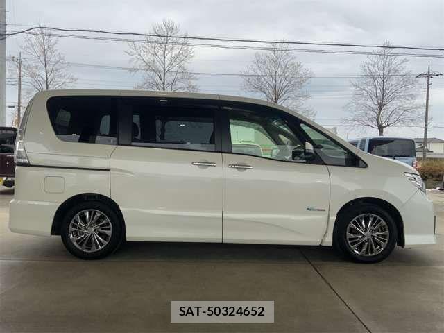 Nissan SERENA 2014-02 6912528-6
