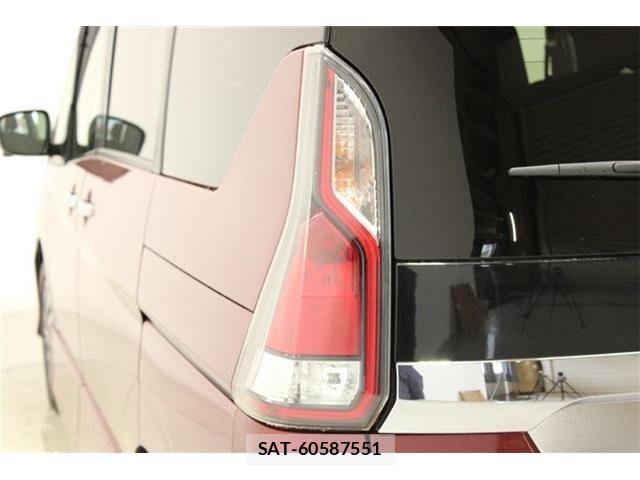 Nissan SERENA 2018-01 6912520-19