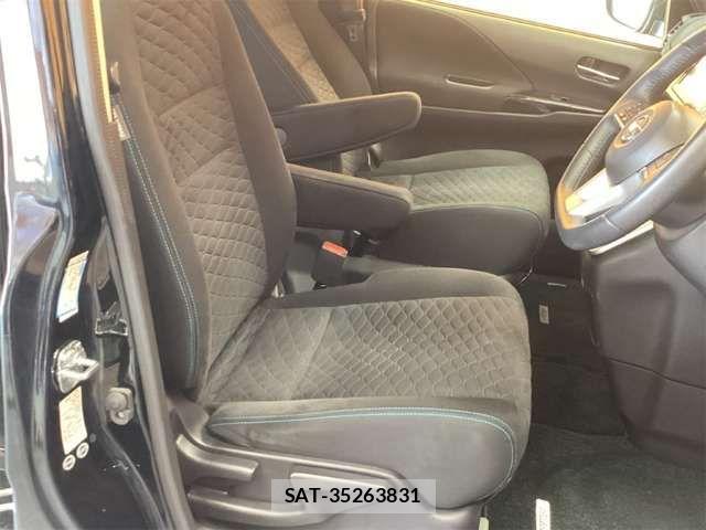 Nissan SERENA 2016-09 6912502-19