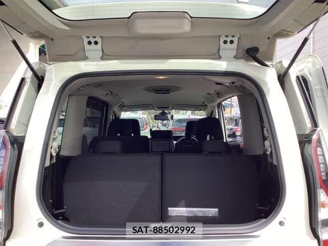 Nissan SERENA 2022-05 6912471-11
