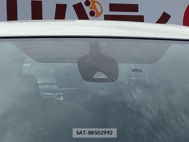 Nissan SERENA 2022-05 6912471-19