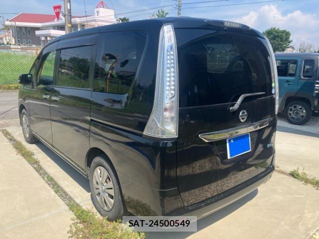 Nissan SERENA 2014-10 6912552-4