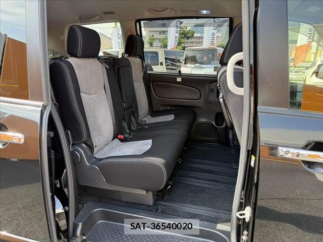 Nissan SERENA 2014-01 6912529-19