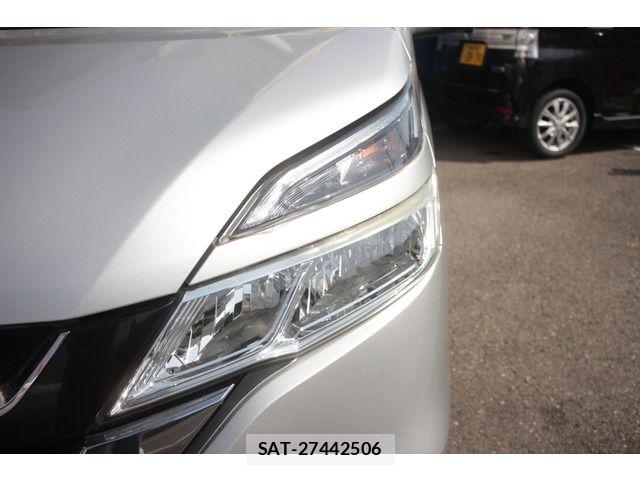 Nissan SERENA 2017-05 6998143-9